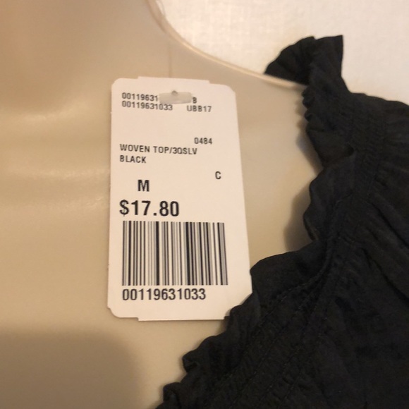 Forever 21 Women’s Size Medium Black Scoop Top NWT - Picture 2 of 5